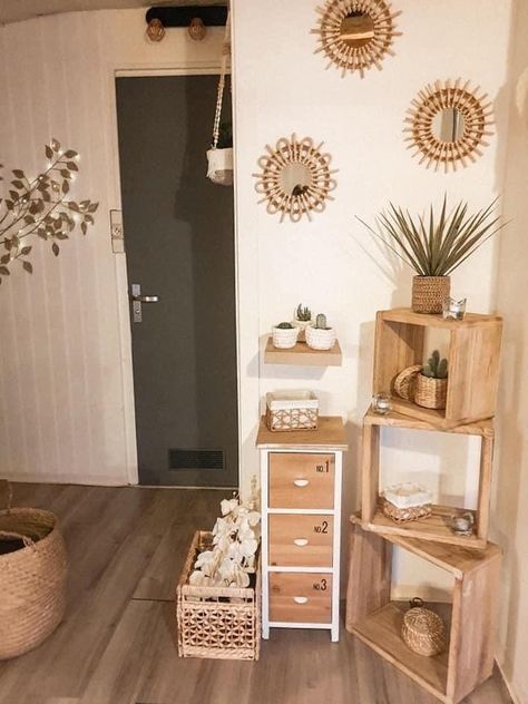 Diy Bathroom Furniture, Pallet Furniture Living Room, Diy Apartment Furniture, Furniture Small Spaces, Cozy Room Decor, Diy Cat, Diy Furniture Couch, Room Makeover Inspiration, Decor Home Living Room