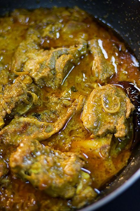 Mutton Curry Photography, Indian Mutton Recipes, Indian Lamb Curry, Aloo Gosht, Lamb Korma, Lamb Curry Recipes, Mutton Korma, Mutton Gravy, Mutton Curry Recipe