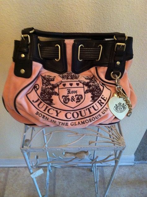 Amazing AUTHENTIC Vintage Juicy Couture  Baby by WARDROBEcloset Juicy Couture Baby, Juicy Couture Purse, Juicy Couture Handbags, Rose Vintage, Juicy Couture Bags, Pretty Bags, Satchel Handbag, Large Handbags, Cute Purses