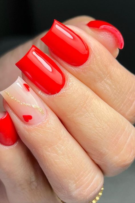 Pretty Valentine Nails, Red Glitter Nails Short, Plain Nude Nails, Short Nails Heart, Short Red Nails, Fun Nail Colors, Valentine Nail Art, Plain Red, Valentine Nails