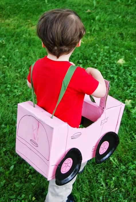 Car Costume Diy Cardboard Boxes, Cardboard Boxes Kids, Cardboard Cars, Storybook Crafts, Cardboard Box Car, Cardboard Creations, Cardboard Car, Great Halloween Costumes, Richard Scarry