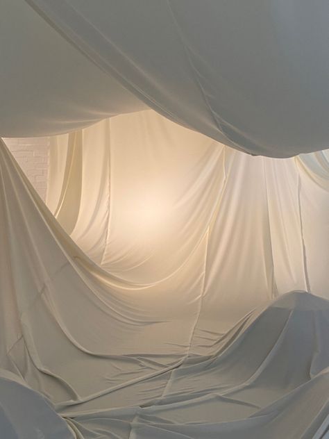 Drapes Photoshoot, Curtain Photoshoot Ideas, Draped Fabric On Wall, Draping Photoshoot, Photoshoot With Fabric, Ethereal Set Design, Fabric Scenography, Curtain Photoshoot, Backdrop Draping Ideas