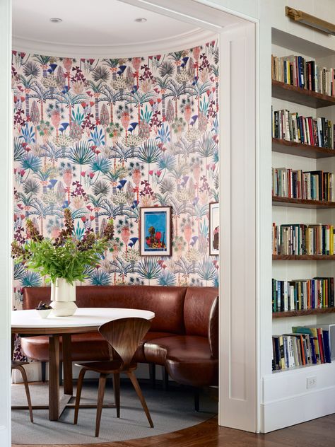 The Insider: Vibrant Color in a Fort Greene Brownstone | Brownstoner Dining Ceiling, Phoenix Wallpaper, Parlor Floor, Brooklyn Design, Eclectic Dining Room, Custom Bench, Curved Wall, Eclectic Dining, Walnut Shelves