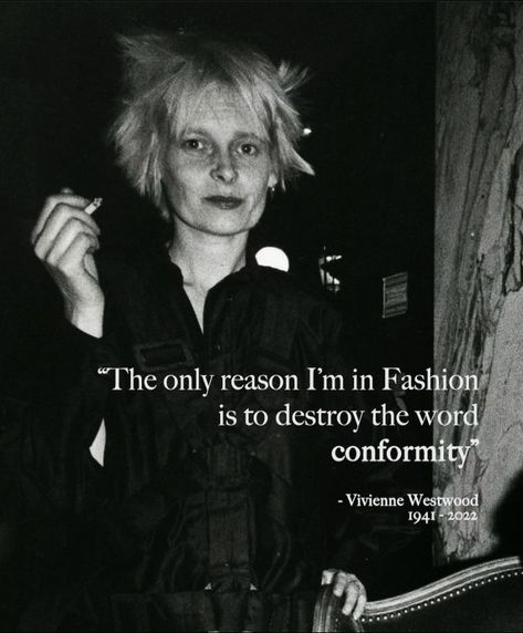 Feminism Clothes, Vivien Westwood, Viviane Westwood, Maria Core, 70s Punk, Frases Aesthetic, Disco Glam, 90s Runway Fashion, Fashion Words