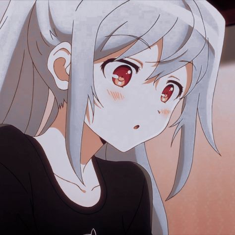 ➥ 𝘼𝙣𝙞𝙢𝙚: 𝙋𝙡𝙖𝙨𝙩𝙞𝙘 𝙈𝙚𝙢𝙤𝙧𝙞𝙚𝙨 Pf Anime, Plastic Memories, An Anime, White Hair, Short Videos, Hair, Anime, White, Black