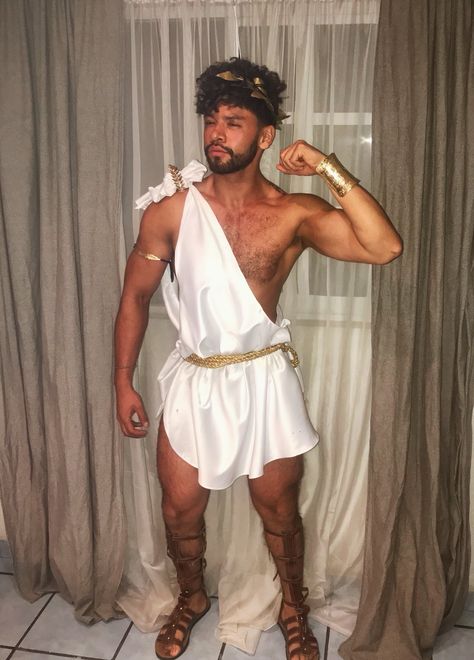 Gay Couple Halloween Costumes, Greek God Costume Male, Couple Halloween Costumes Aesthetic, Zeus Costume, Halloween Costumes Aesthetic, Gay Halloween Costumes, Halloween Rave Outfits, Greek God Costume, Gay Costume