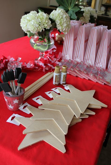 Pin is="Hollywood Walk of Fame" star craft station..I think the wooden stars are FABULOUS, but maybe as INVITATIONS with Each kids Name in Vinyl on front, Party info on back (HTV, Vinyl or stenciled), INVITATION REQD FOR ENTRY, PICS WITH EACH KID AT THEIR STAR REVEAL & GROUP PHOTO WITH STARS Movie Star Party, Movie Theater Party, Movie Theme Birthday Party, Hollywood Birthday Parties, American Girl Birthday Party, American Girl Birthday, Rockstar Birthday, Hollywood Birthday, Star Craft