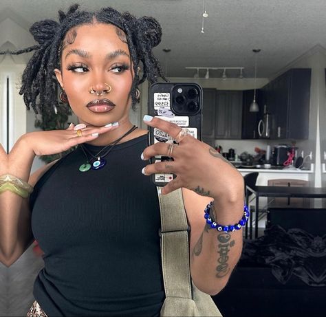 Loc Baddie Aesthetic, Locs Baddie, Loc Baddie, Locs Aesthetic, Locs Journey, Short Hair Twist Styles, Short Locs Hairstyles, Baddie Aesthetic, Twist Styles