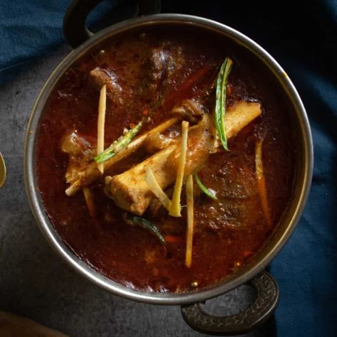 Nalli Nihari Recipe By Executive Sous Chef: Must-Try Your Hands On This Mughlai Delicacy Nalli Nihari, Mutton Nihari, Nihari Recipe, Fresh Spices, Lamb Shanks, Asian Foods, Sous Chef, Cardamom Powder, Recipe Blog