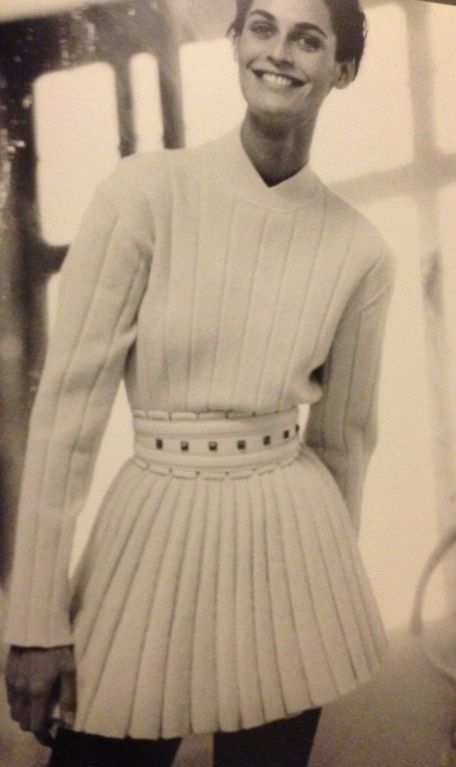 Alaia by Azzedine Alaia Steidl Nov 1998 limited edition image 6 Alaia Knitwear, Alaia 90s, Designer Books, 90s Runway Fashion, Elegant Outfit Classy, Vintage Knitwear, Azzedine Alaia, Designer Belts, Black Leather Belt