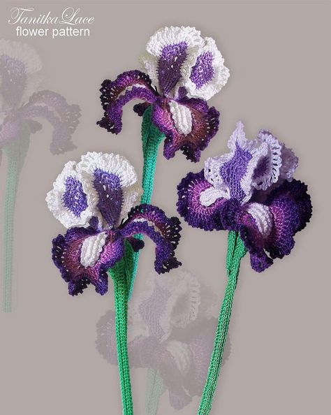 Crochet Iris, Knit Flowers, Crochet Garden, Crochet Necklace Pattern, Cactus Planta, Crochet Flowers Free Pattern, Crochet Bouquet, Crochet Plant, Lace Knitting Patterns