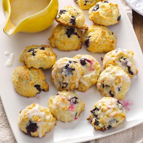 Lemon Blueberry Drop Scones Blueberry Drop Scones, Drop Scones Recipe, Drop Scones, Lemon Blueberry Bread, Pumpkin Scones, Blueberry Bread, Blueberry Scones, Scones Recipe, Mothers Day Brunch