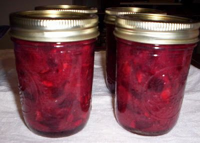 Eat The Blog: Cherry Freezer Jam Cherry Freezer Jam, Sour Cherry Jam, Freezer Jam Recipes, Canning Jam, Bing Cherries, Homemade Jelly, Canning Tips, Cherry Jam, Freezer Jam