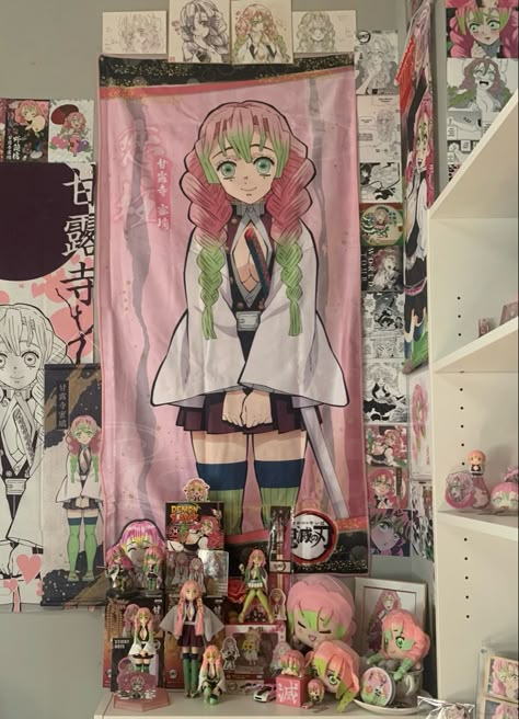 Mitsuri Themed Room, Mitsuri Room Decor, Mitsuri Merch, Mitsuri Drawing, Anime Shrine, Demon Slayer Merch, Character Shrine, Kanroji Mitsuri, Gamers Anime