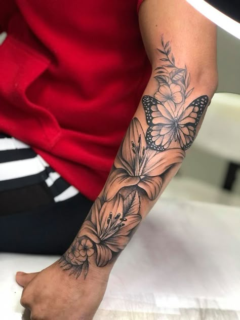 Hibiscus Sunflower Tattoo, Cassidy Tattoo, Hibiscus And Butterfly Tattoo, Beach Tats, Women Sleeve Tattoo, Sunflower Tattoo Shoulder, Arm Sleeve Tattoos For Women, Quarter Sleeve Tattoos, Hibiscus Tattoo