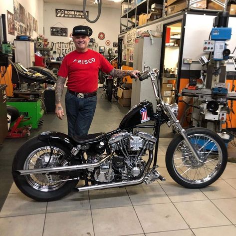 Brat Bobber, Shovelhead Flh, Amf Harley, Custom Motorcycles Bobber, Harley Shovelhead, Biker Stuff, Old School Chopper, Custom Street Bikes, Harley Bobber