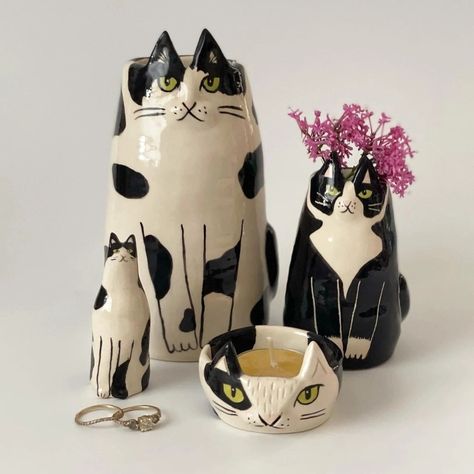 Ceramic Characters, Cat Vase, Cat Pottery, Clay Box, Pottery Animals, Pottery Form, Ceramics Pottery Art, Diy Pottery, Pottery Sculpture