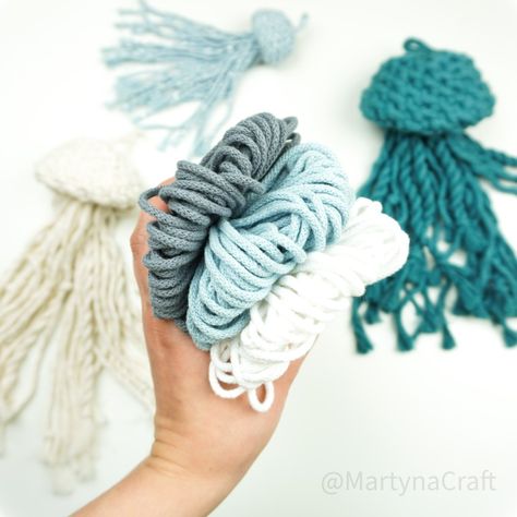 What color would you make your jellyfish? Macrame Jellyfish Tutorial, Macrame Sea, Medusa Jellyfish, Macrame Wall Hanging Patterns, Diy Macrame, Macrame Ideas, Macrame Tutorial, Fun Diy Crafts, Fun Diy