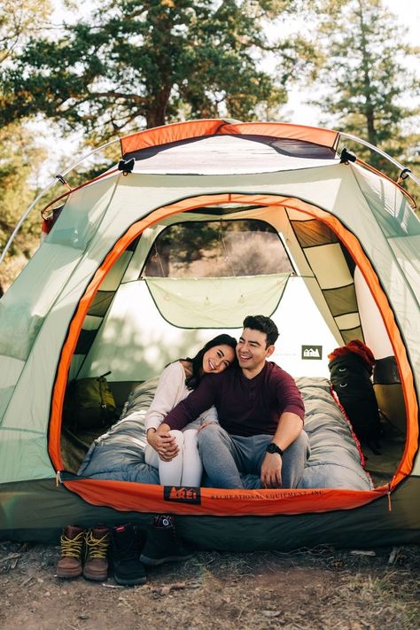 Adventurous Engagement Photos, Camping Prenup, Camping Couple Photos, Camping Engagement Photos, Sports Shoot, Hiking Engagement, Hiking Colorado, Hiking Couple, Colorado Camping