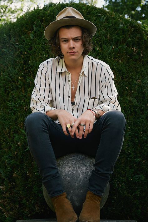 Harry 2014 the best hair era Harry Styles 2014, Harry Styles Outfit, Harry Styles Smile, Harry Styles Hot, Harry Styles Funny, Eleanor Calder, Harry Styles Imagines, Harry Styles Cute, Haikou