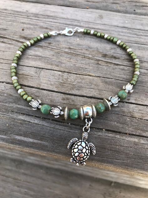 Anklets To Make, Diy Anklets, Turtle Anklet, Gemstone Accessories, Ankle Bracelets Boho, Anklets Diy, Jewelry Anklets, Ankle Bracelets Diy, Anklets For Women