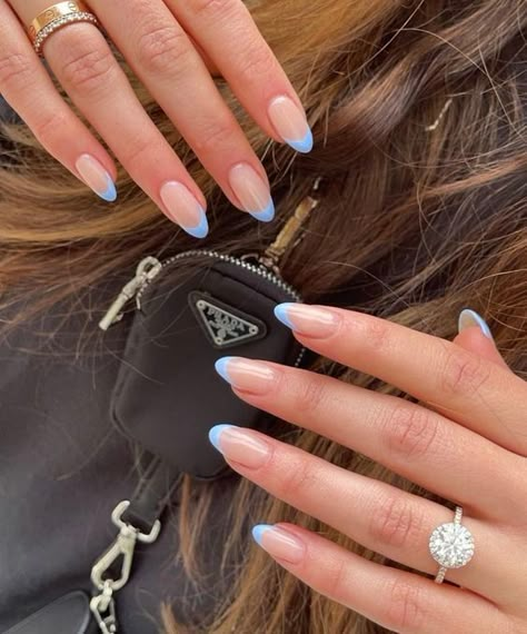 Blue And White Nails, Blue Acrylic Nails, Simple Acrylic Nails, Almond Acrylic Nails, Minimalist Nails, Classy Nails, Chic Nails, Short Acrylic Nails, Nail Arts