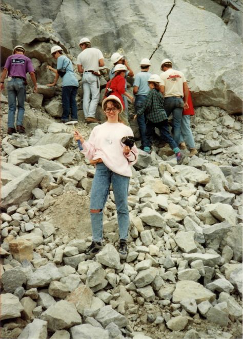 Mini Me Geology BlogFind Your Career Path - Cool Jobs in Geology - Mini Me Geology Blog Geoscience Aesthetic, Geologist Aesthetic, Geology Aesthetic, Geology Study, Types Of Careers, Cool Jobs, Types Of Jobs, Environmental Scientist, Dream Jobs