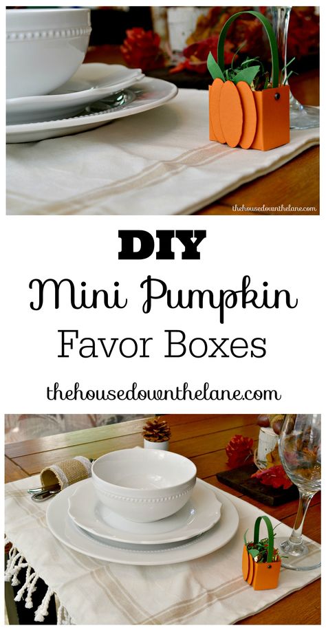 Create these DIY Mini Pumpkin Favor Boxes for the perfect little gift box or table decoration this Thanksgiving. Thanksgiving Favors Diy, Thanksgiving Table Favors, Pumpkin Favors, Thanksgiving Favors, Homemade Bows, Monogramed Gifts, Table Favors, Easy Halloween Crafts, Diy Thanksgiving