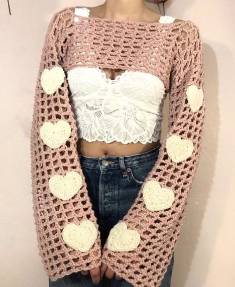 Easy Crochet Shrug Pattern, Crochet Shrug Tutorial, Easy Crochet Shrug, Shrug Crochet, Heart On My Sleeve, Sleeves Details, Sleeve Bolero, Crochet Top Outfit, Crochet Shrug Pattern