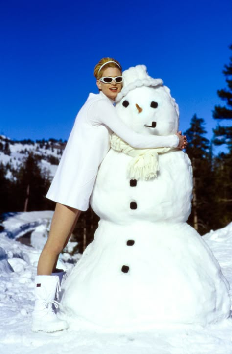 Stylish Winter Boots, Winter Mood Board, Winter Moodboard, Arthur Elgort, Ski Aesthetic, Ski Party, Snow Photoshoot, Ski Bunny, Winter Shoot