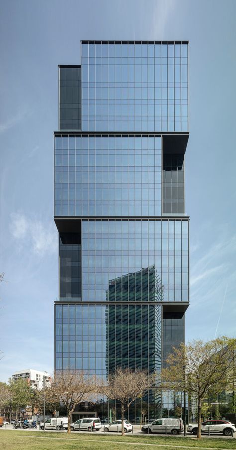 Gallery of Torre Plaza Europa 34 by GCA Architects defies stereotypes of tall buildings with a volumetrically dynamic glass facade | Media - 1 Glass Facade, Building Elevation, Glass Building, Tall Buildings, Office Tower, Glass Facades, Building Facade, Business Building, Barcelona Spain