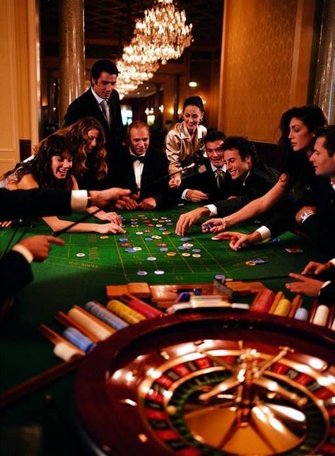 مرسيدس بنز, Casino Royale Party, Poker Night, Casino Outfit, Gambling Party, Gambling Humor, Gambling Games, Gambling Gift, Online Casino Bonus