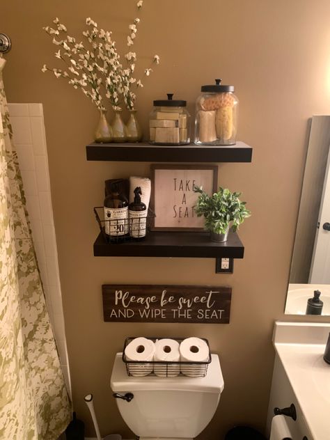 Brown Bathroom Ideas Decor, Room Ideas 90s, Room Ideas Beachy, Aesthetic Work Desk, Small Theatre Room Ideas, Baddie Apartment Ideas, Brown Bathroom Ideas, Brown Bathroom Decor, Toilet Room Decor