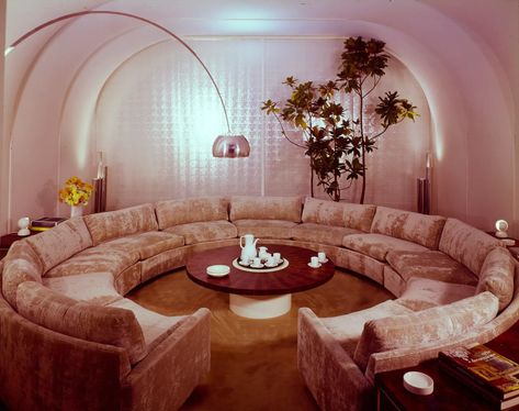 The Conversation Pit: Everything You Need to Know About the Sunken Living Room | Architectural Digest Living Room 70s, 1960s Living Room, Conversation Pit, Cozy Living Room Ideas, Curved Sectional, Gorgeous Sofas, Sunken Living Room, Dream Sofas, Miller Homes