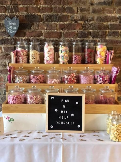 Simple Candy Bar Ideas, Sweet Station Ideas Birthday Parties, Sweets At Wedding, Sweet Tables Ideas, Wedding Sweetie Table, Pic N Mix Wedding Sweets, Candy Table Wedding Ideas, Crisp Table Wedding, Wedding Sweet Table Ideas Candy Buffet