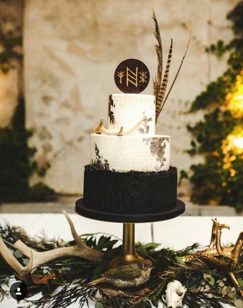 Kelly and Justin decided to have a viking inspired wedding! It was amazing and we made the gorgeous cake topper! Nutmeg Cake Design made this beautiful cake! Viking Wedding Cake, Nutmeg Cake, Viking Party, Witch Wedding, Nordic Wedding, Pagan Wedding, Viking Wedding, Winter Wedding Cake, Medieval Wedding