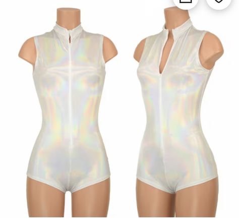 Holographic Bodysuit, Stile Kylie Jenner, Alien Party, Holographic Print, Boy Cut, Party Rompers, Boy Cuts, Body Suit With Shorts, White Bodysuit