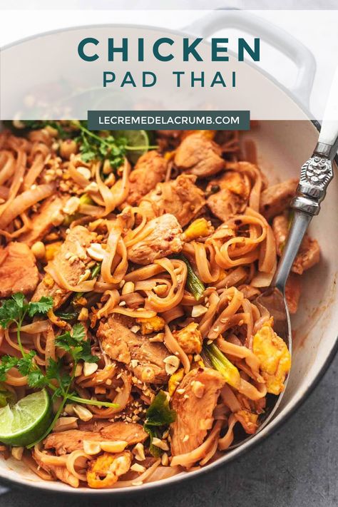 Pad Thai Recipe Easy, Pad Thai Recipes, Chicken Pad Thai Recipe, Veggies Meals, Thai Chicken Recipes, Easy Thai Recipes, Pad Thai Sauce, Chicken Pad Thai, Hawaiian Dishes