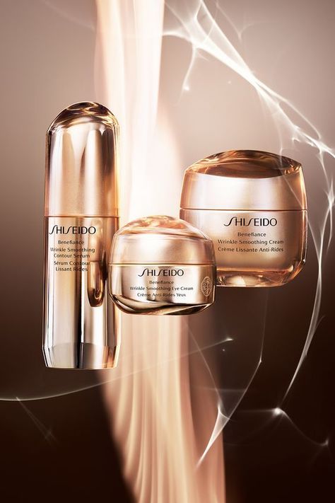 Shiseido Advertising, Skincare Product Photography, Beauty Advertising, Free Beauty Samples, Skincare Packaging, Serum Cream, Cosmetics Photography, Cream Serum, Beauty Products Photography