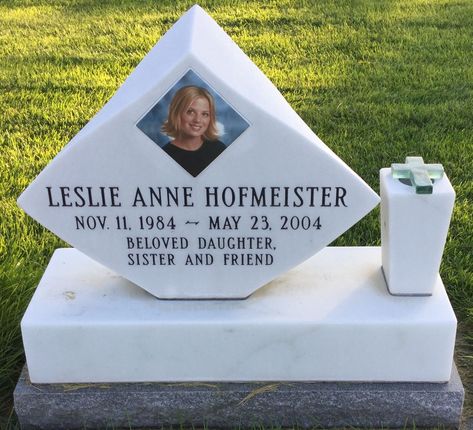 Leslie Anne Hofmeister (1984-2004) - Find A Grave Memorial Dance Awards, Freshman Year College, Cemetery Art, Church Events, Adventure Motorcycling, Grave Memorials, Find A Grave, Photo Location, Cemetery