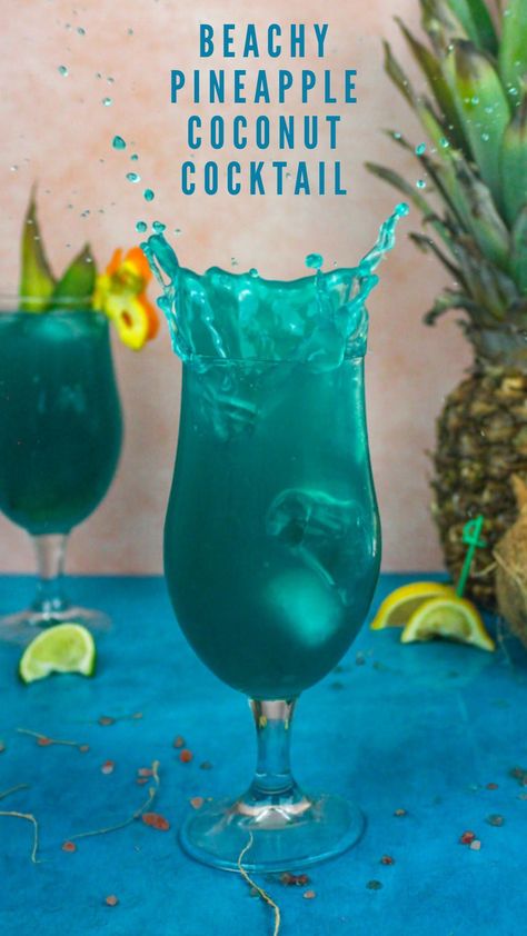 Fruity Mixed Drinks, Coconut Cocktail, Themed Recipes, Coconut Beach, Summer Drinks Alcohol, Alcholic Drinks, Cocktail Drinks Alcoholic, Beach Cocktails, Blue Drinks