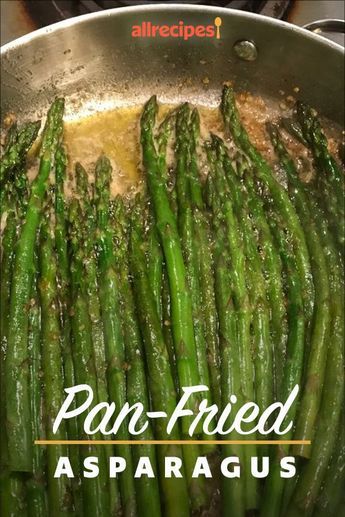 Fried Asparagus Recipes, Asparagus On The Grill, How To Grill Asparagus, Grill Asparagus, Cooked Asparagus, Asparagus On The Stove, Pan Fried Asparagus, Asparagus Grilled, How To Cook Garlic