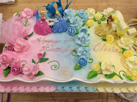 Love the scalloped edge. Princess Cake Square, Princess Birthday Cake Sheet, Disney Princess Birthday Sheet Cake, Disney Princess Sheet Cake Ideas, Disney Sheet Cake, Princess Sheet Cake Ideas, Princess Birthday Sheet Cake, Barbie Sheet Cake Ideas, Disney Princess Sheet Cake