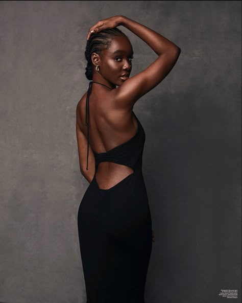 Black Model Pose Ideas, Black Model Studio Photoshoot, Studio Photoshoot Ideas Black Background, Standing Poses Black Women, Studio Shoot Poses For Women, Photoshoot Poses For Women Dresses, Black Female Photoshoot, Black Models Posing, Black Women Poses