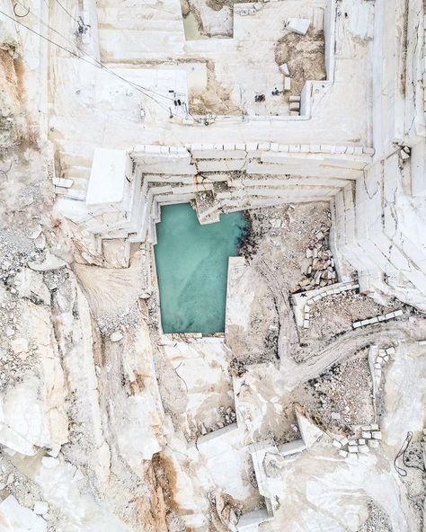 Daily Overview on Instagram: “Check out this shot by @tomhegen.de of a marble quarry in Carrara, Italy. We are huge fans of his work! . The blue-grey marble extracted…” Mining Drawing, Marble Factory, Carrara Italy, Marble Quarry, Rock Quarries, Stone Quarry, Marble Arch, The Marble, Italian Marble