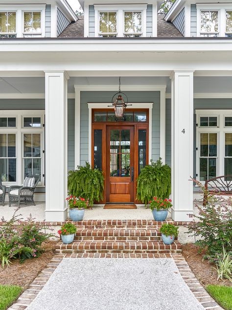 Farmhouse Walkways To Front Door, Landscaping Entryway, Low Country House, Country Front Door, Low Country Homes, Front Door Steps, Lake Houses Exterior, Front Door Entryway, Front Door Makeover