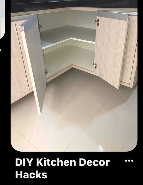 Kitchen Decor Hacks, Desain Pantry, Kitchen Layout Plans, Kitchen Cupboard Designs, Kabinet Dapur, Modern Kitchen Cabinet Design, Kitchen Pantry Design, Kitchen Remodel Ideas, Diy Kitchen Decor