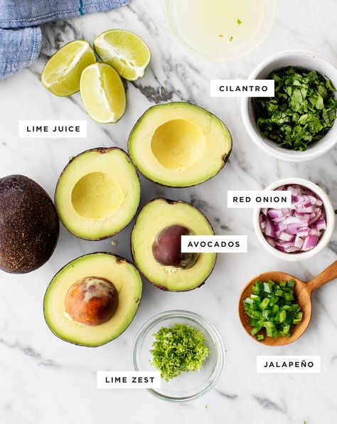 Learn how to make the BEST guacamole with this easy recipe & step by step guide! Fantastic with chips, salsa, and margaritas, this guac is a tried and true party hit. | Love and Lemons #guacamole #avocado #easyrecipe #appetizers #mexicanfoodrecipes Homade Guacamole, One Avocado Guacamole Recipe, Make Guacamole Easy, Spicy Guacamole Recipe, Guacamole Sauce, Chunky Guacamole Recipe Best, Guacamole Recipes, Chips Salsa, Best Guacamole