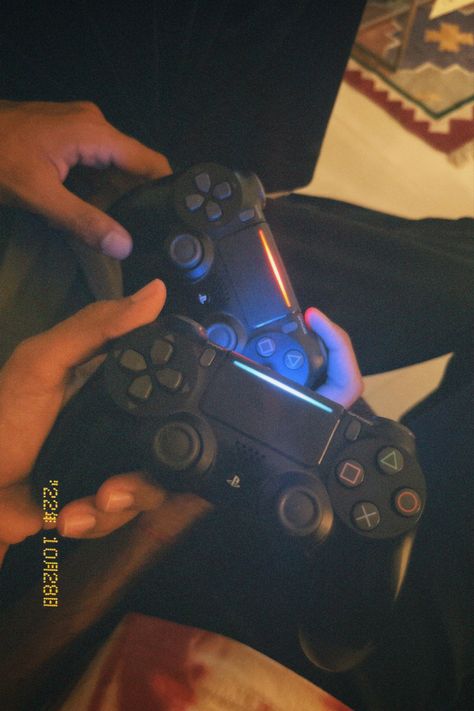 #gamenightideas #games #dateideas #datenight #playstation Hugging Boyfriend Playing Video Games, Bf Sleepover, Video Game Date, Ps4 Aesthetic, Playstation Aesthetic, Video Game Night, Game Date Night, Johnny Kavanagh, Friends Gif