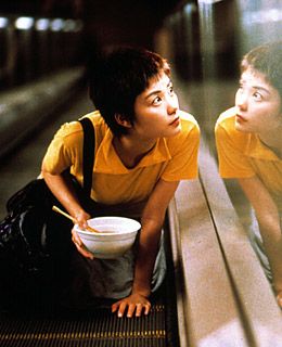 Faye Wong in 'Chungking Express'. Faye Wong, Chungking Express, Romance Film, Romantic Films, Chinese Films, Film Images, Film Inspiration, Art Films, Film Aesthetic